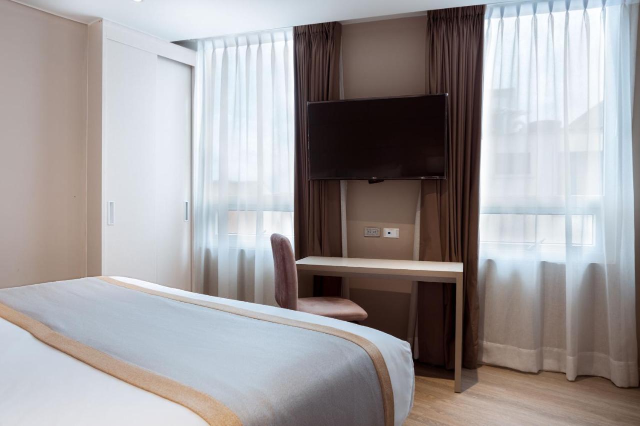 Hotel City Bog Corferias Bogota Bagian luar foto