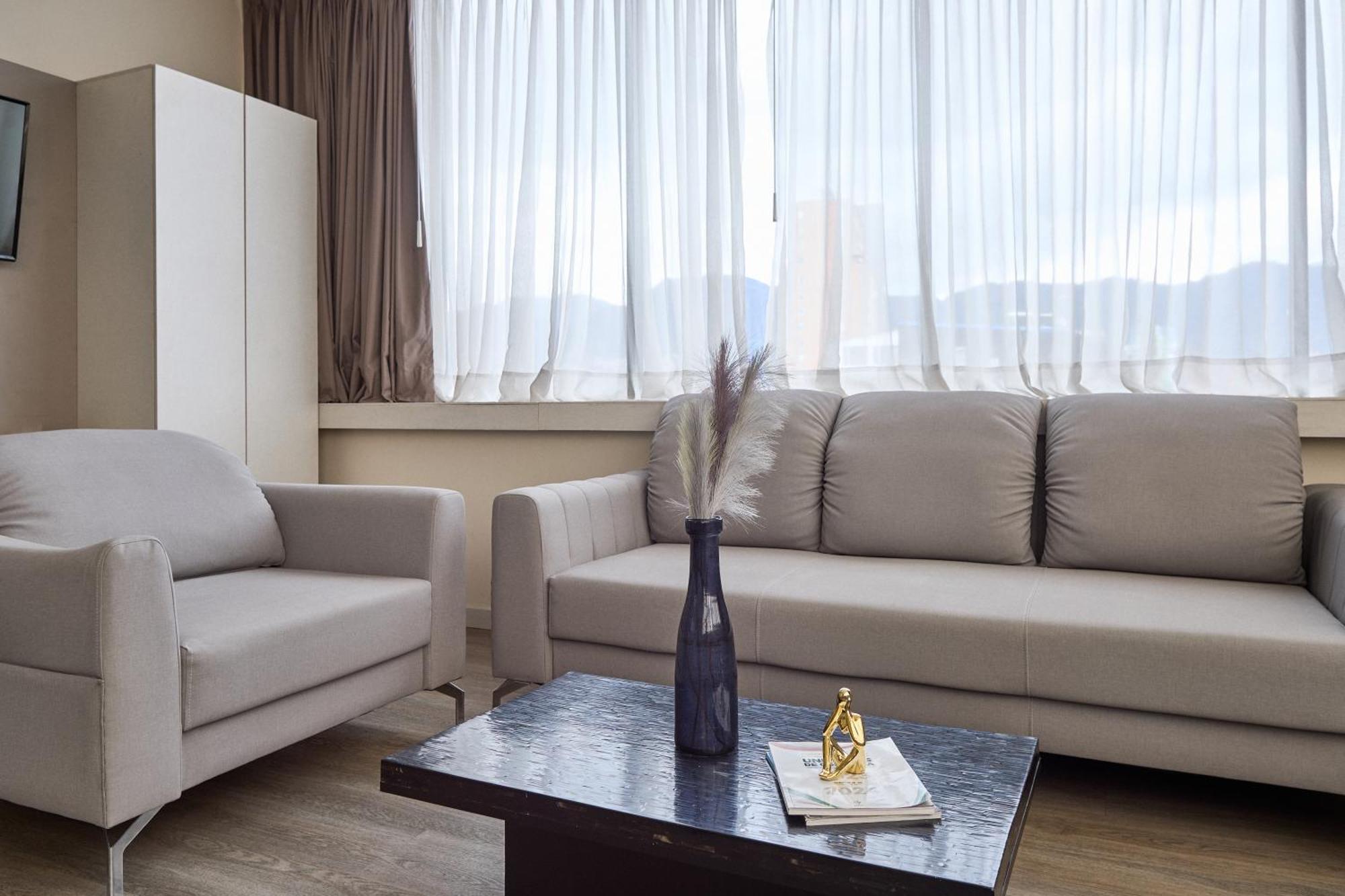 Hotel City Bog Corferias Bogota Bagian luar foto