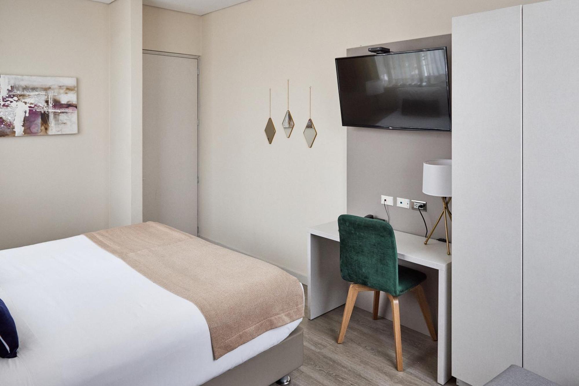 Hotel City Bog Corferias Bogota Bagian luar foto