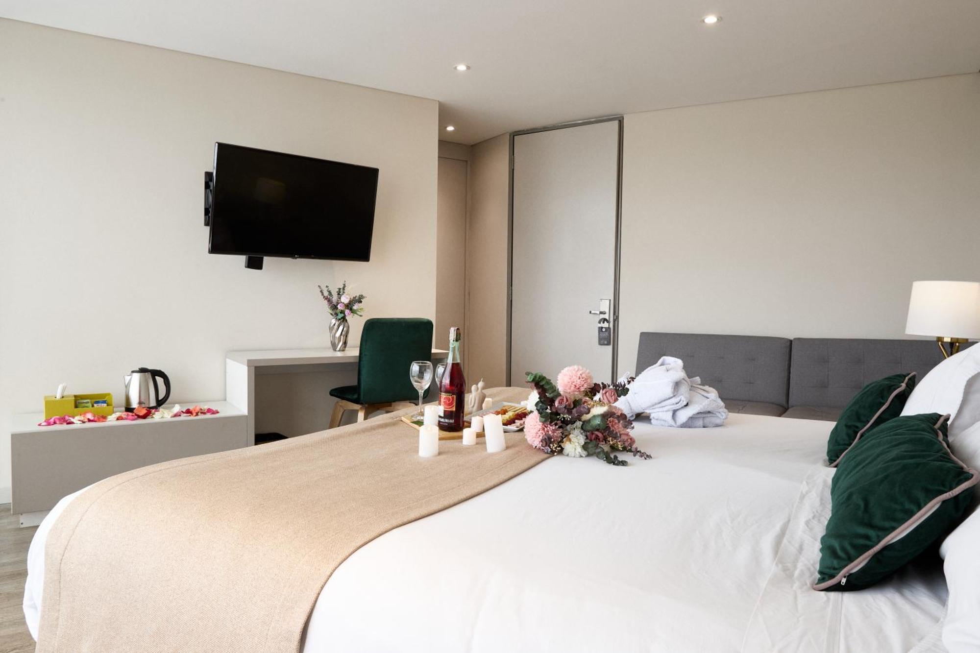 Hotel City Bog Corferias Bogota Bagian luar foto